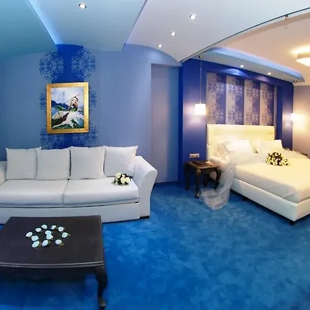 Hotel Odyssey &