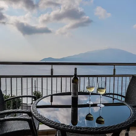 Hotel Odyssey & 4*