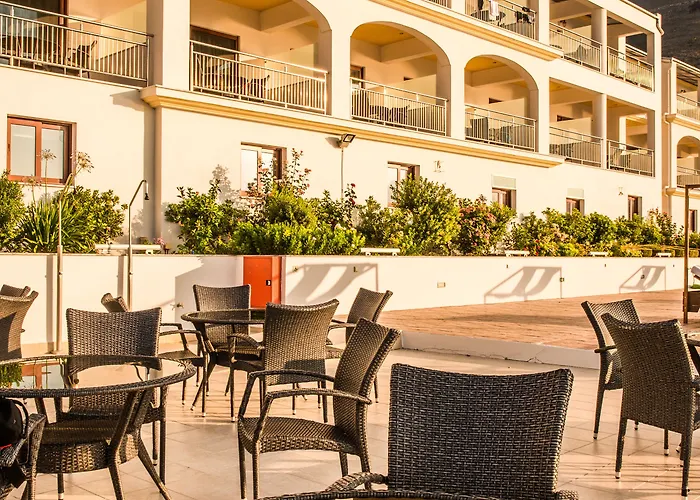 Odyssey & Hotel Agia Efimia