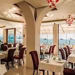 Hotel Odyssey &