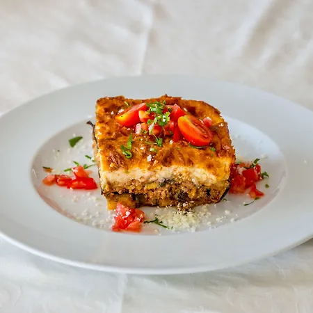 Odyssey & فندق أيّا إفيميا