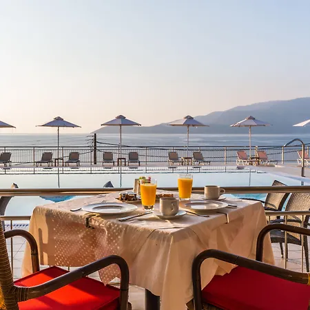 فندق Odyssey & 4*