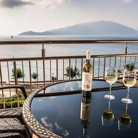 Hotel Odyssey & Agia Efimia