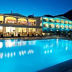 Hotel Odyssey & 4*